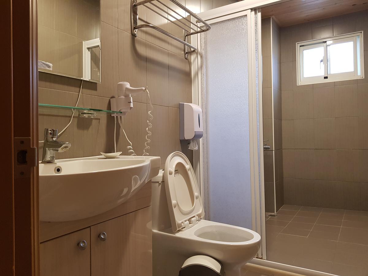 Railway Traveler B&B Taitung الغرفة الصورة